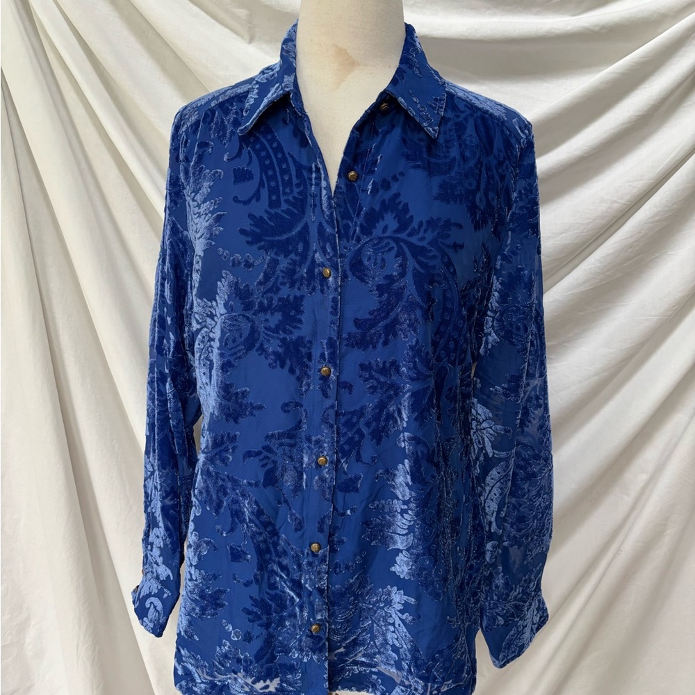 Soft Surroundings Blue Velvet Burnout Shirt Blouse size L